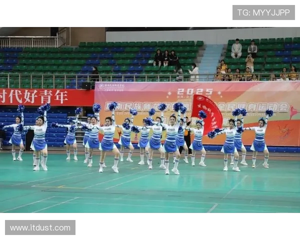 校园与全民健身视角下的新时代啦啦队体育发展路径与竞技文化融合研究