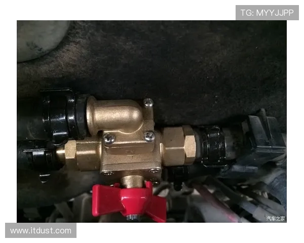 挖掘机多路阀漏油密封装